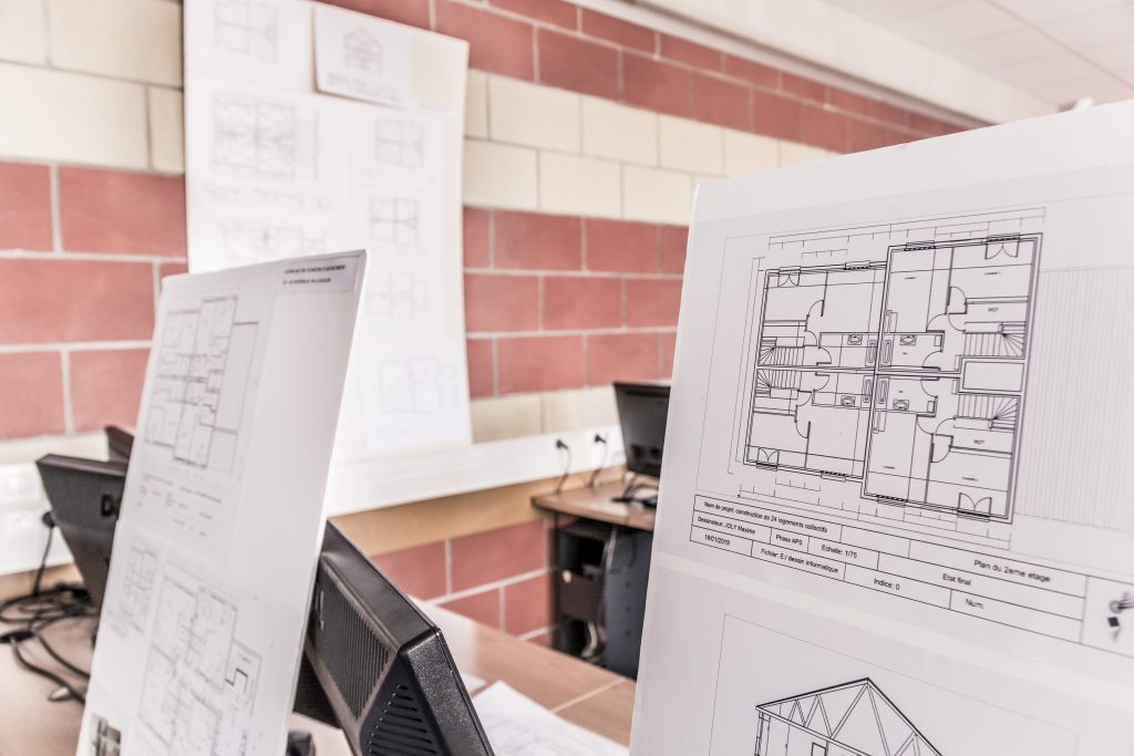 Lycée Claude-Nicolas Ledoux